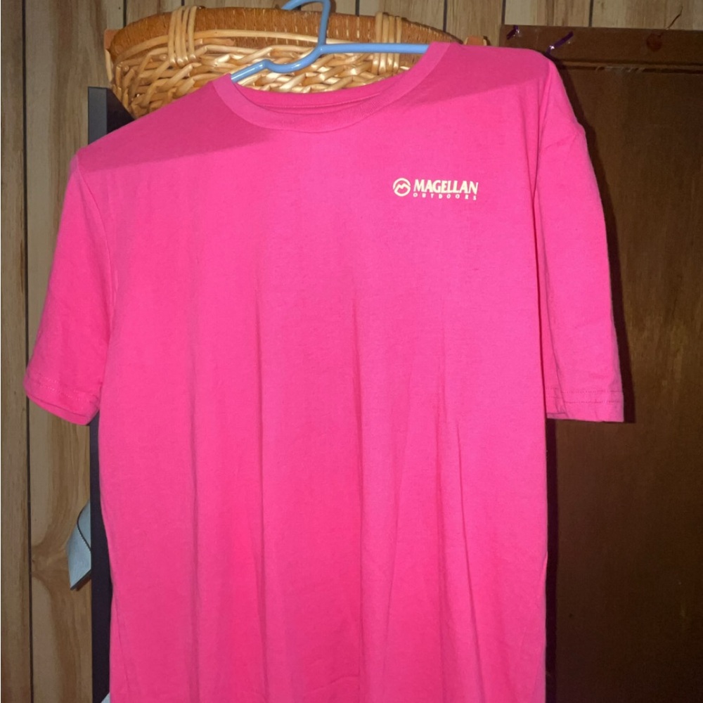 Magellan Outdoors Men's Pink T-Shirt